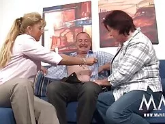 Şişeyi yabancı amatör porno birine mi çevireceksin? !!