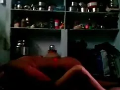Sevimli genç türk yerli amatör porno sevmek bir porno star