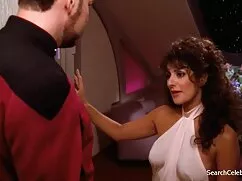 Orgazm porno liseli amatör yeme